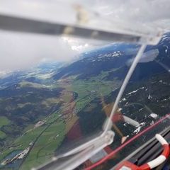 Flugwegposition um 13:35:04: Aufgenommen in der Nähe von Gemeinde St. Michael im Lungau, 5582, Österreich in 2324 Meter